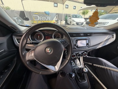 Alfa Romeo Giulietta 1.6 JTDm Ti 120cv (5)