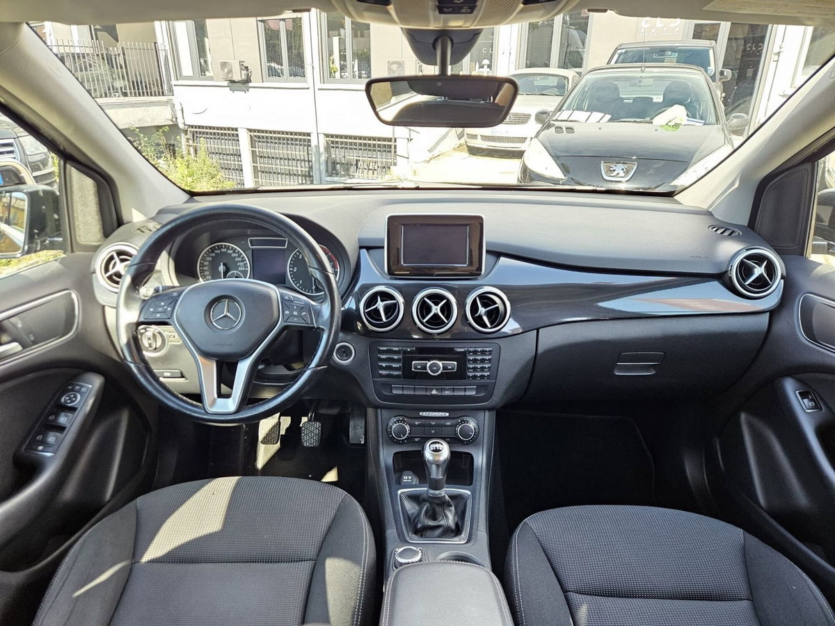 Mercedes-Benz Classe B 180 CDI BlueEFFICIENCY Executive (10)