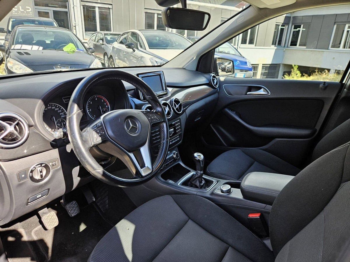 Mercedes-Benz Classe B 180 CDI BlueEFFICIENCY Executive (7)