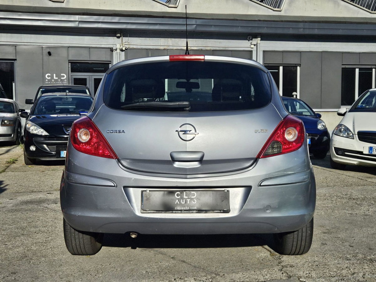 Opel Corsa 1.2 80CV 3 porte GPL-TECH Edition (3)