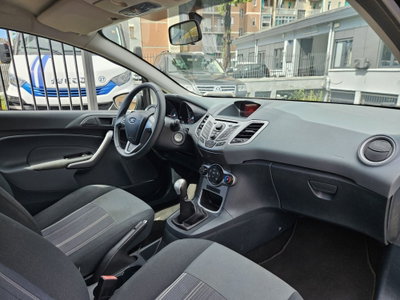 Ford Fiesta 1.2 60CV 3 porte Titanium (10)