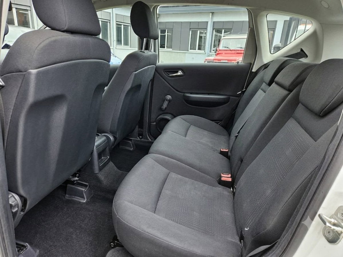 Mercedes-Benz Classe A 160 CDI Avantgarde (7)