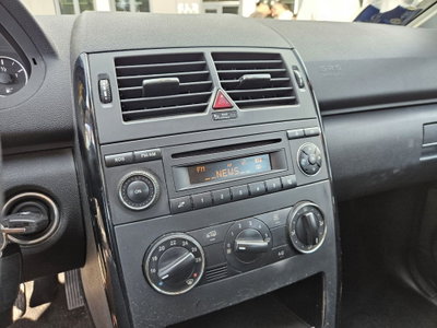 Mercedes-Benz Classe A 160 CDI Avantgarde (8)
