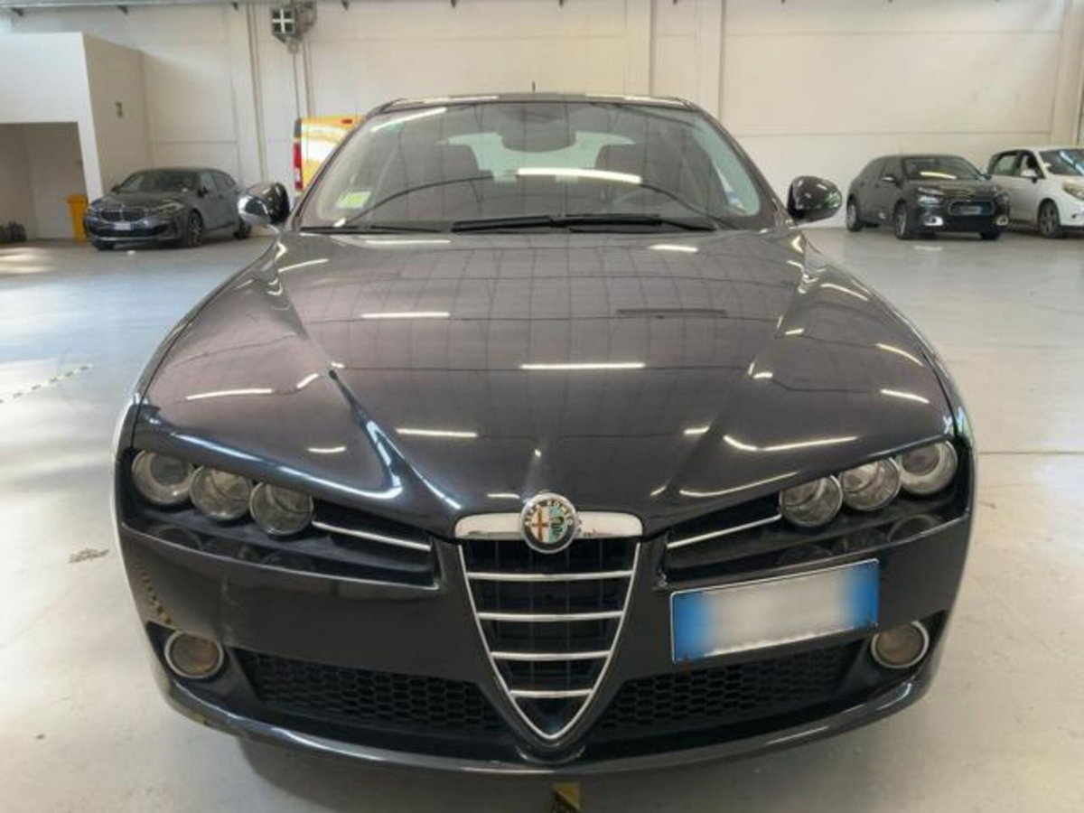Alfa Romeo 159 1750 TBi Distinctive (2)