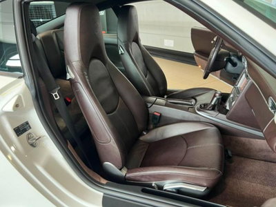Porsche 911 Coupé Carrera 4S (17)
