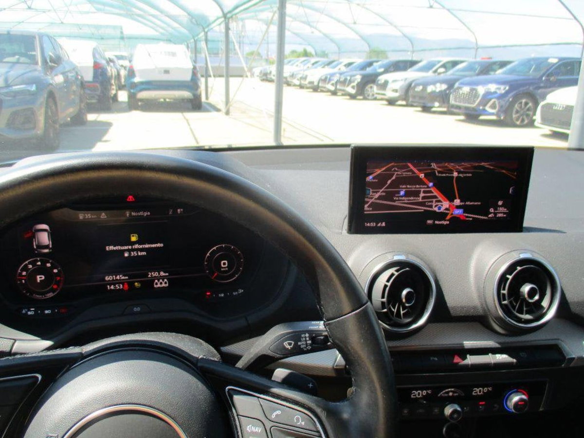 Audi Q2 Q2 35 TFSI S tronic Business (6)