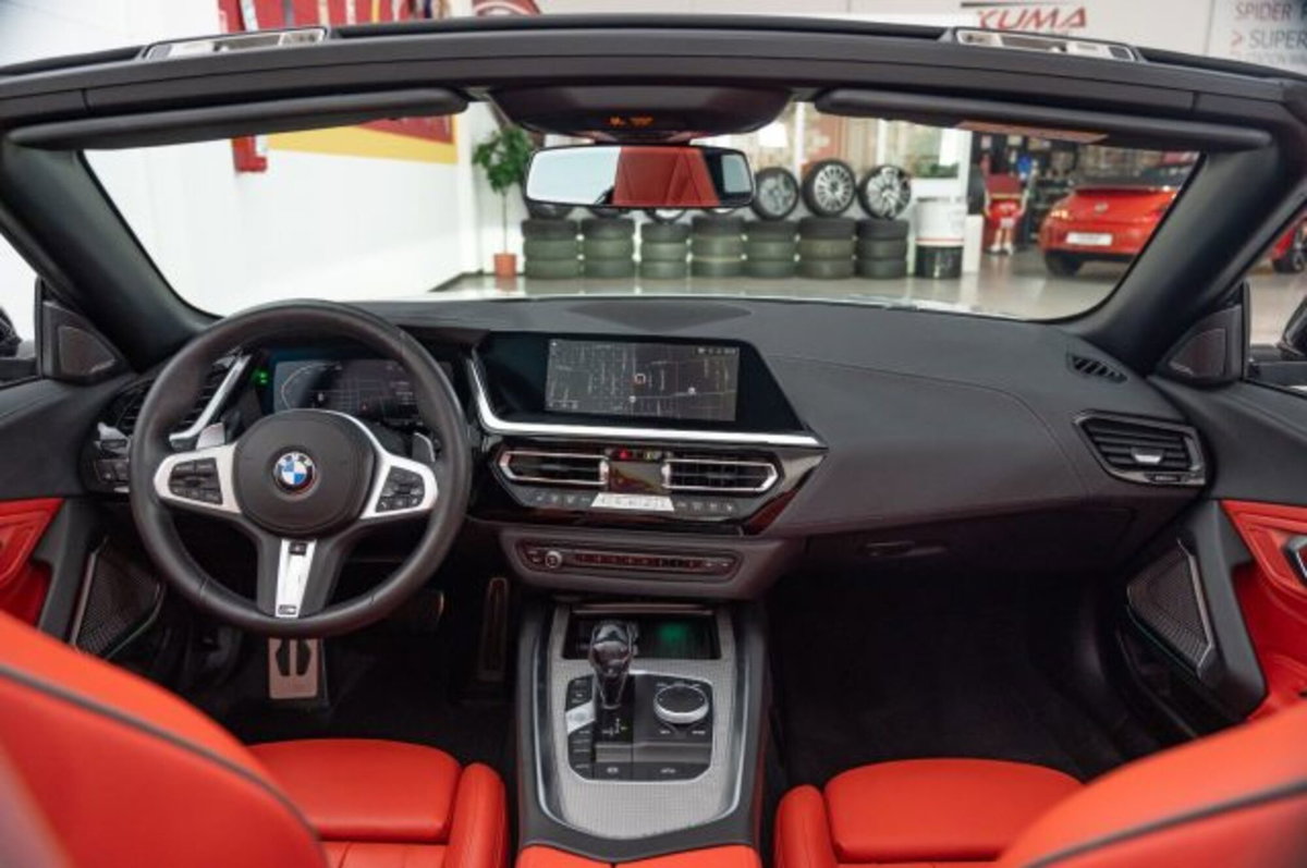 BMW Z4 Cabrio sdrive 20i Sport (2)
