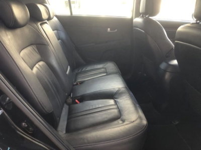 Kia Sportage 1.7 CRDI VGT 2WD Cool (9)