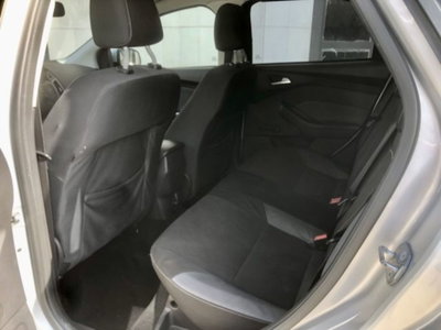 Ford Focus Station Wagon 1.6 TDCi 115 CV SW (7)