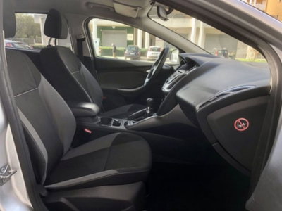 Ford Focus Station Wagon 1.6 TDCi 115 CV SW (9)