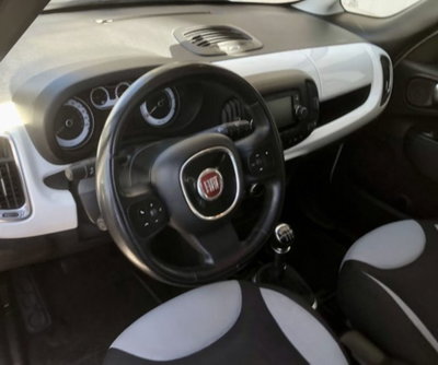 Fiat 500L Living 1.6 Multijet 105 CV Business (6)