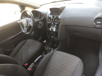 Opel Corsa 1.0 12V 5 porte Edition (12)