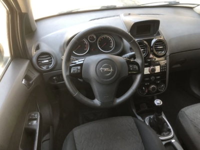 Opel Corsa 1.0 12V 5 porte Edition (13)