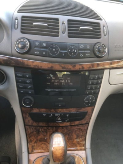 Mercedes-Benz Classe E 220 CDI cat Elegance (10)