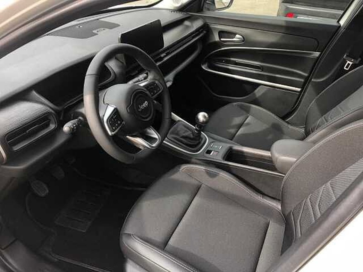 Jeep Avenger 1.2 turbo Altitude fwd 100cv (10)