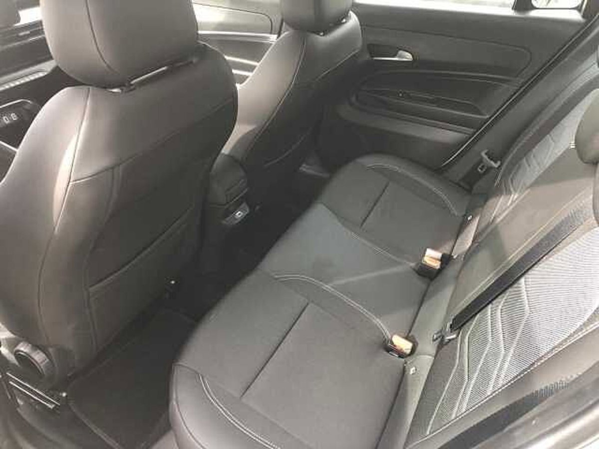 Jeep Avenger 1.2 turbo Altitude fwd 100cv (11)