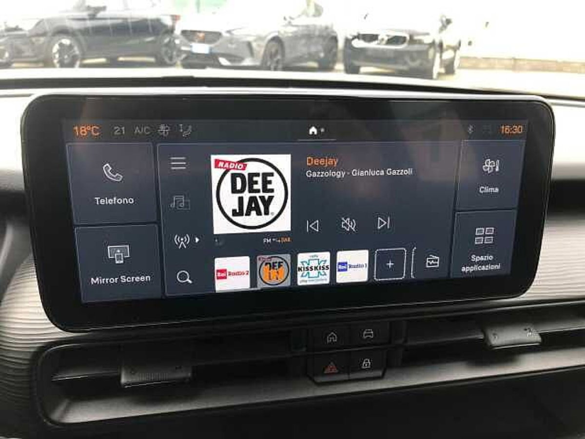 Jeep Avenger 1.2 turbo Altitude fwd 100cv (14)