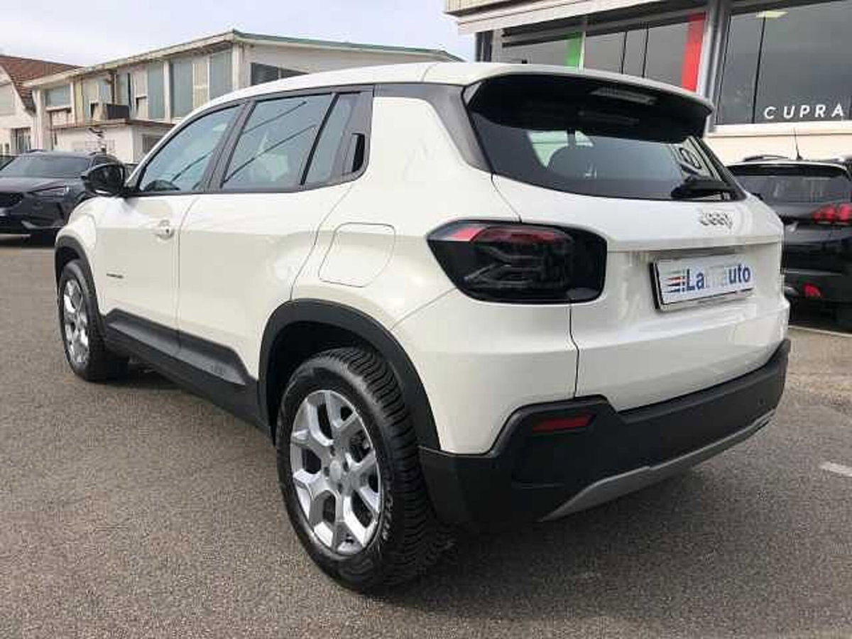 Jeep Avenger 1.2 turbo Altitude fwd 100cv (3)