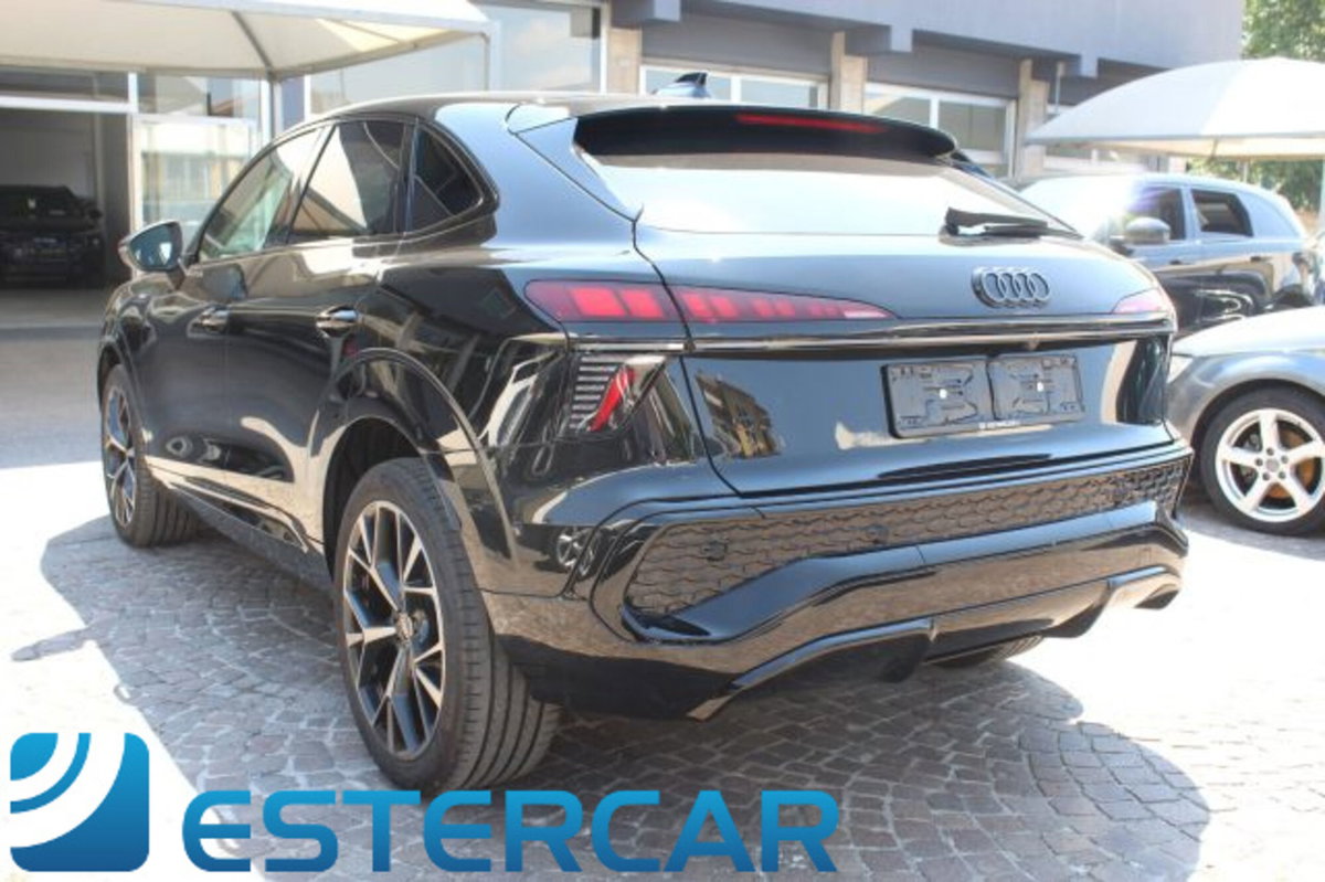 Audi Q3 Sportback 35 TDI quattro S tronic S line edition (15)