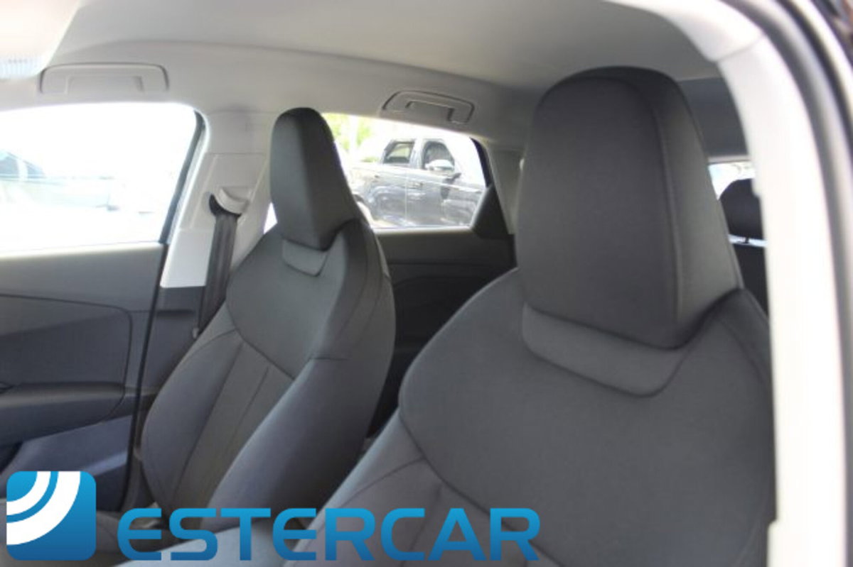 Audi Q3 Sportback 35 TDI quattro S tronic S line edition (8)