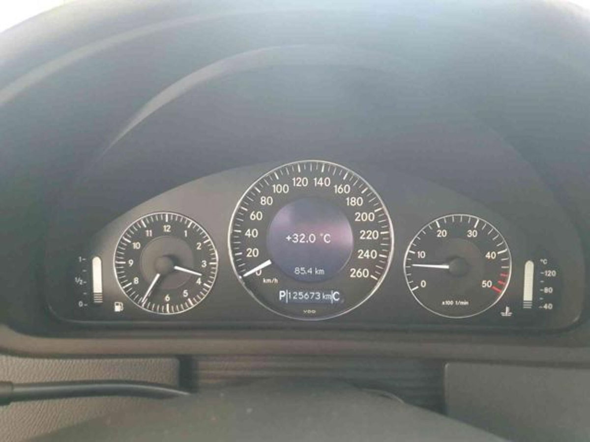 Mercedes-Benz CLK 270 CDI cat Avantgarde (12)