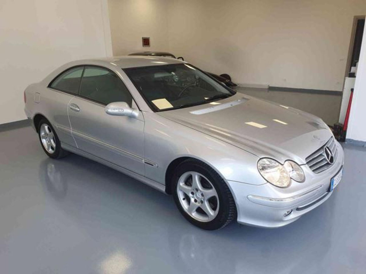 Mercedes-Benz CLK 270 CDI cat Avantgarde (2)