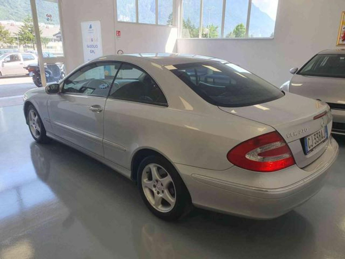 Mercedes-Benz CLK 270 CDI cat Avantgarde (4)