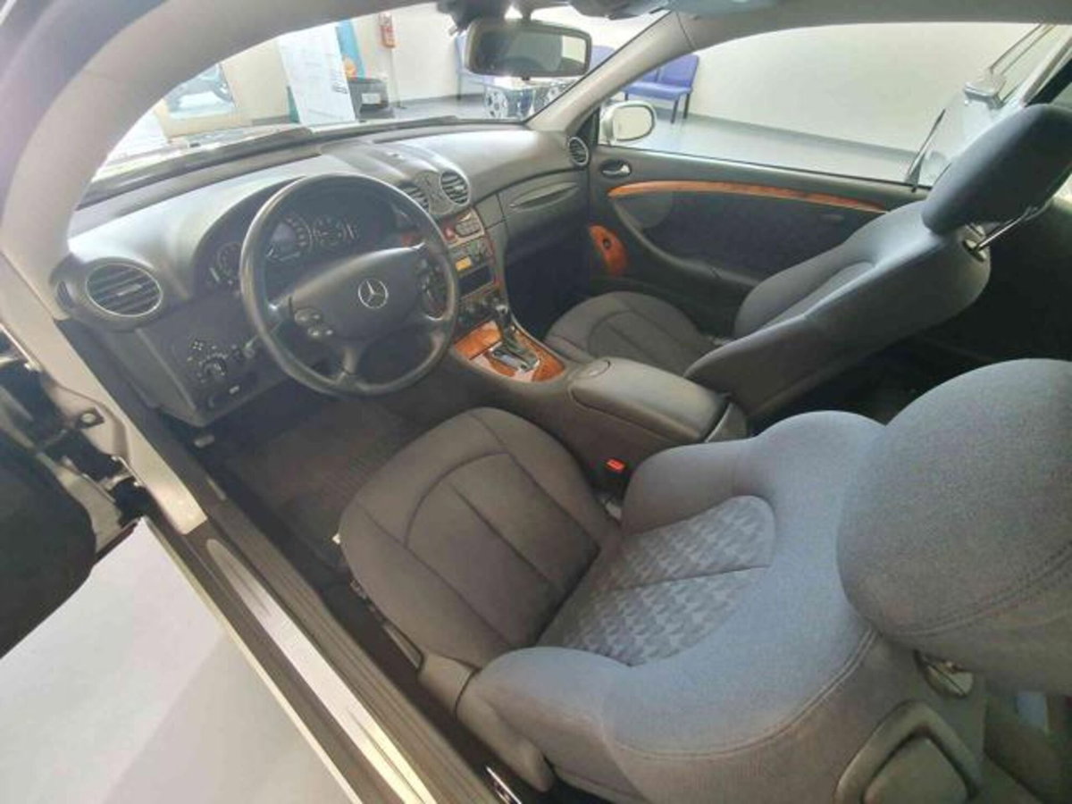 Mercedes-Benz CLK 270 CDI cat Avantgarde (6)