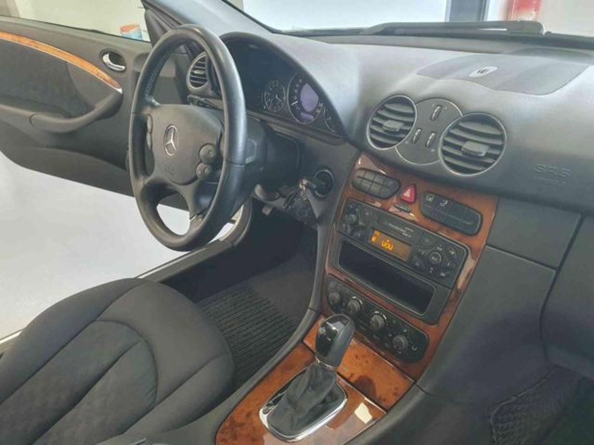 Mercedes-Benz CLK 270 CDI cat Avantgarde (7)