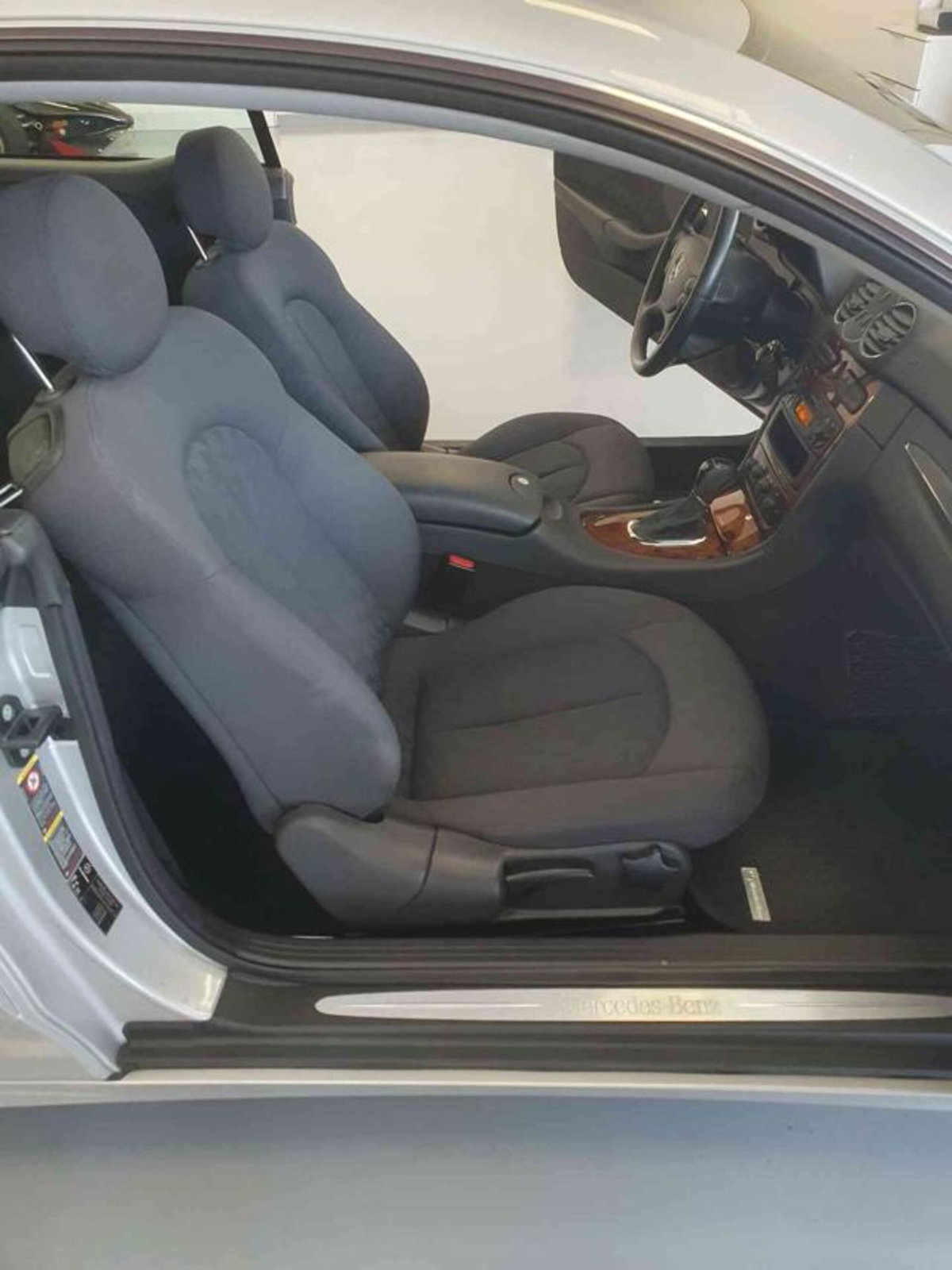 Mercedes-Benz CLK 270 CDI cat Avantgarde (8)
