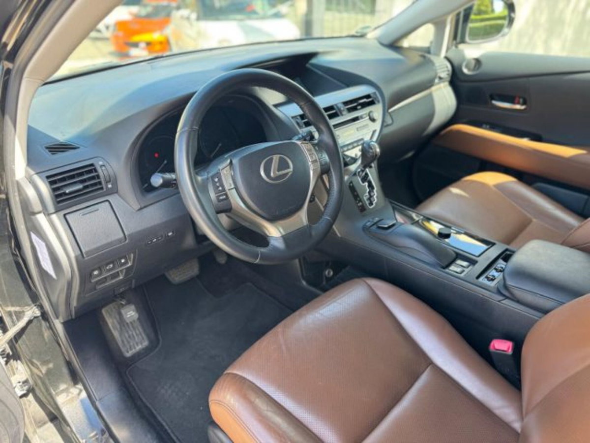 Lexus RX Hybrid (12)