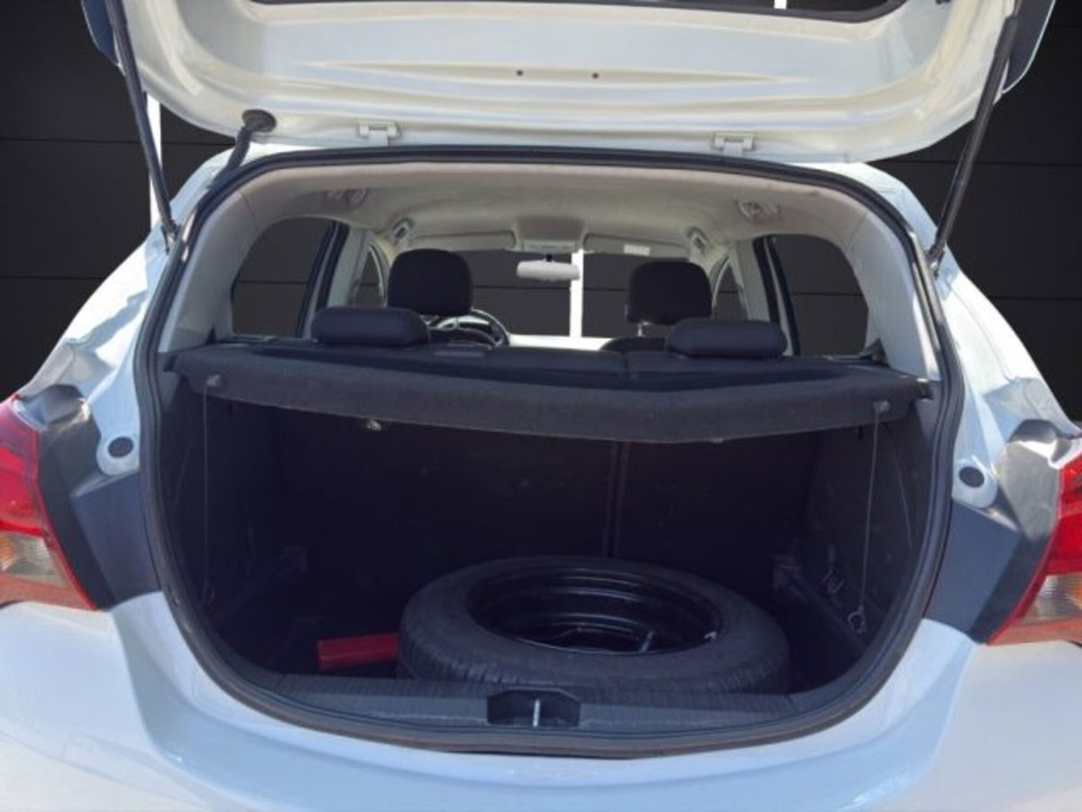 Opel Corsa 1.2 5 porte b-Color (20)