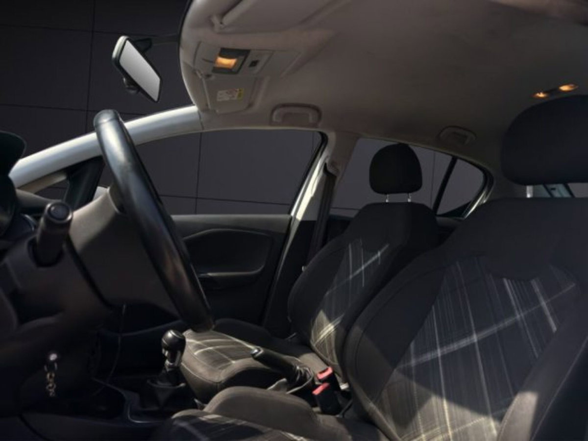 Opel Corsa 1.2 5 porte b-Color (9)