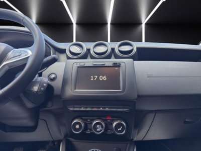 Dacia Duster 1.0 TCe 100 CV ECO-G 4x2 Prestige (16)