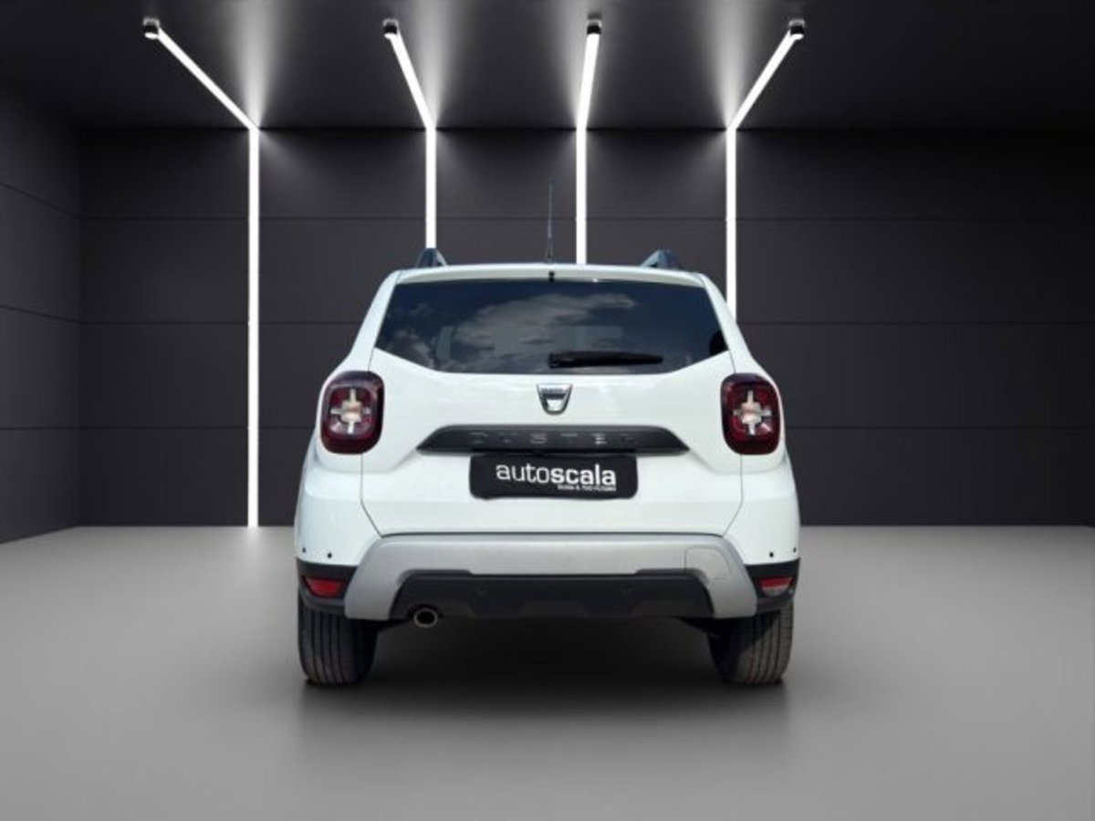 Dacia Duster 1.0 TCe 100 CV ECO-G 4x2 Prestige (4)