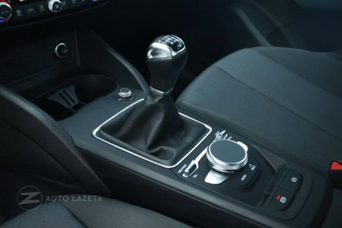 Audi Q2 Q2 30 TFSI Business (7)