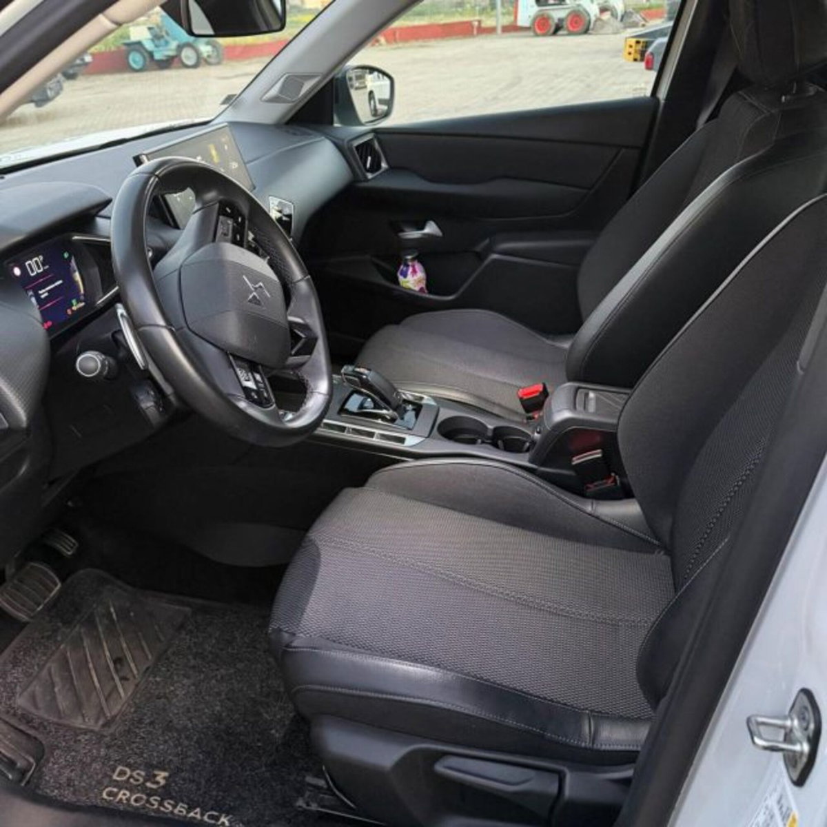 Ds DS 3 DS 3 Crossback BlueHDi 130 aut. Toits de Paris (7)