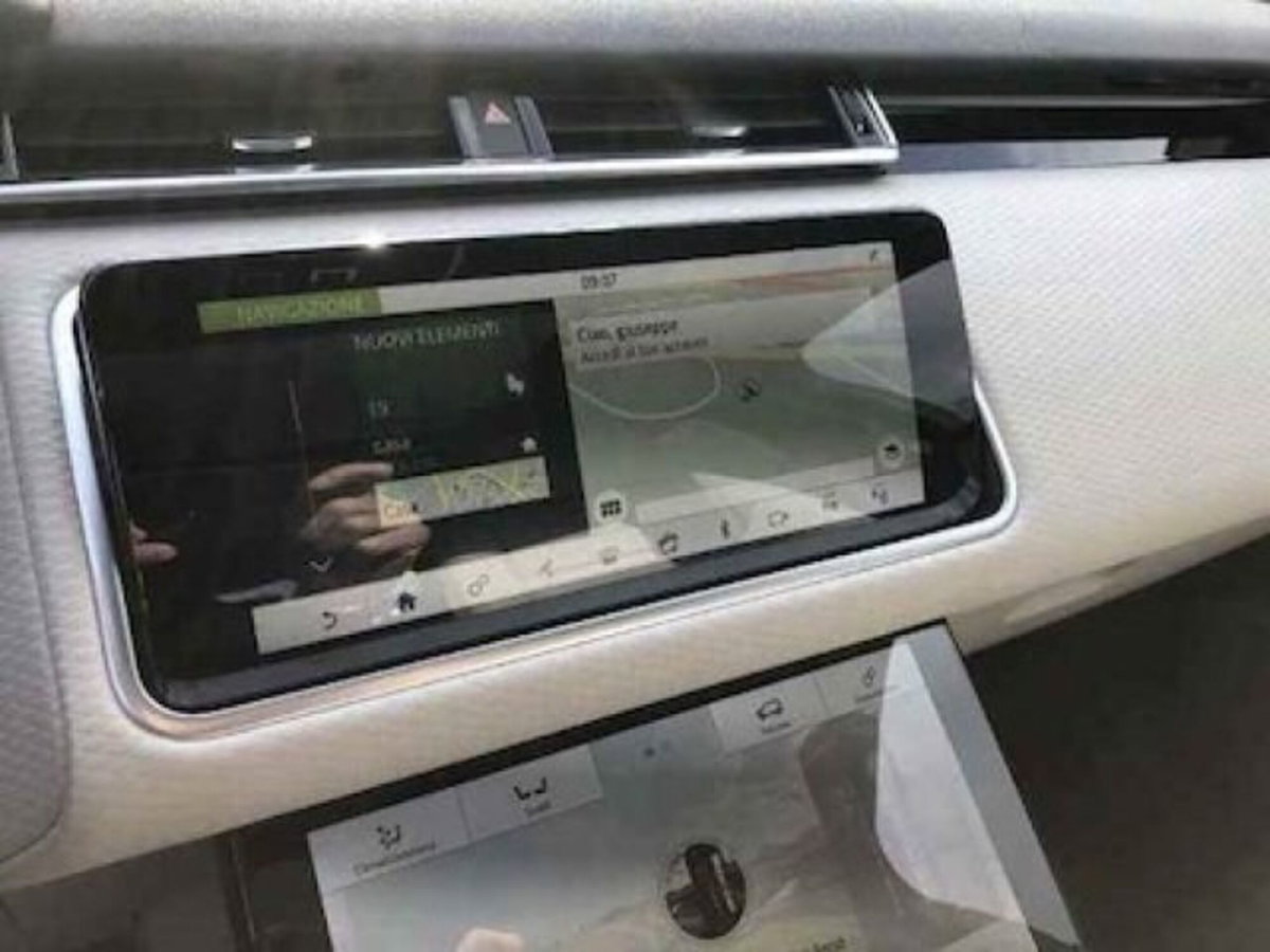 Land Rover Range Rover Velar 2.0D I4 240 CV (11)