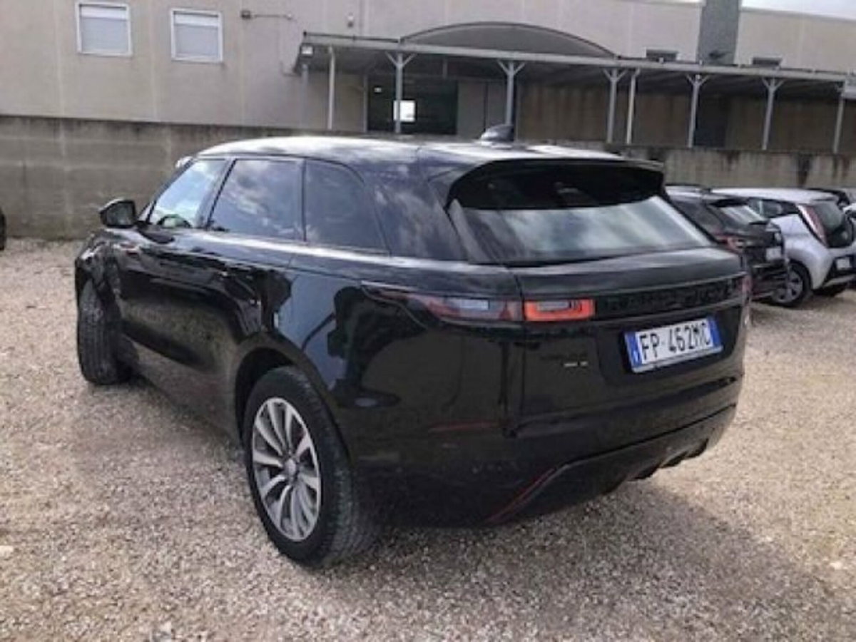 Land Rover Range Rover Velar 2.0D I4 240 CV (6)