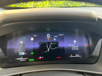 Toyota Toyota C-HR 1.8 hev Trend fwd e-cvt (15)