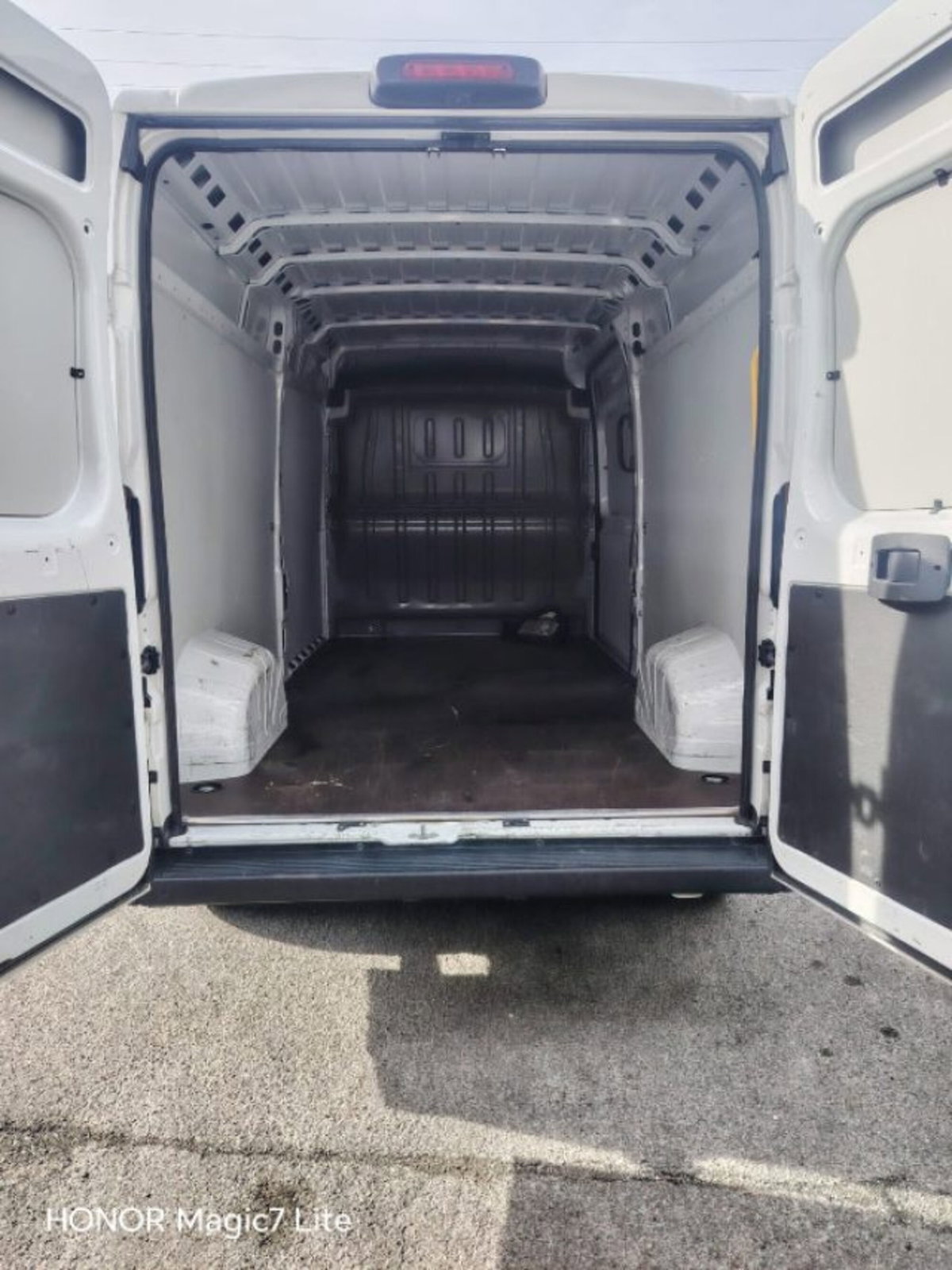 Citroen Jumper Furgone 35 BlueHDi 140 S&S PLM-TM Furgone Heavy Business (12)