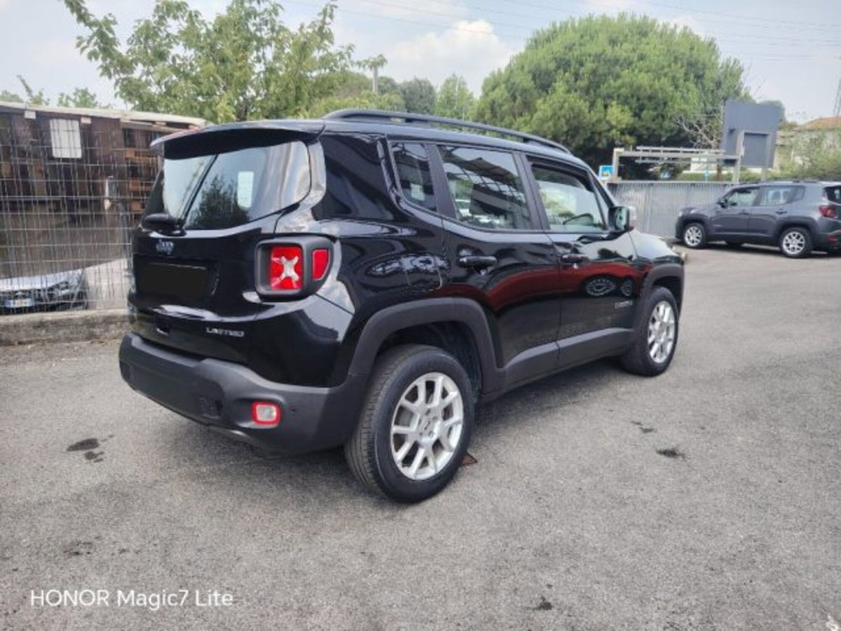 Jeep Renegade 1.3 T4 190CV PHEV 4xe AT6 Limited (3)