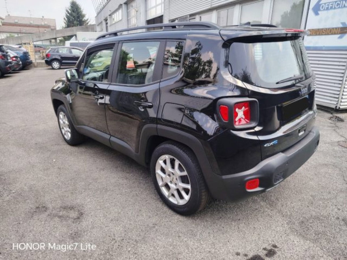 Jeep Renegade 1.3 T4 190CV PHEV 4xe AT6 Limited (7)
