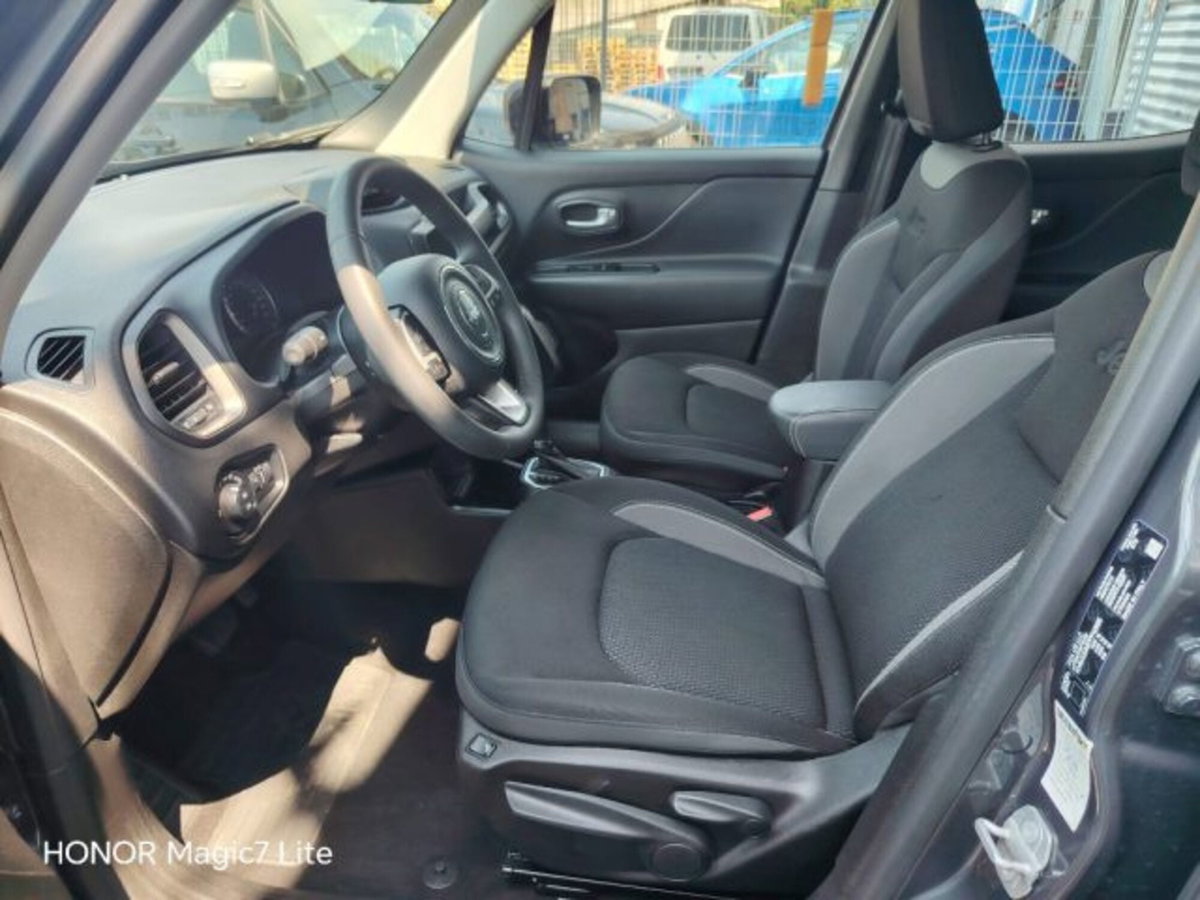 Jeep Renegade 1.5 Turbo T4 MHEV Limited (13)