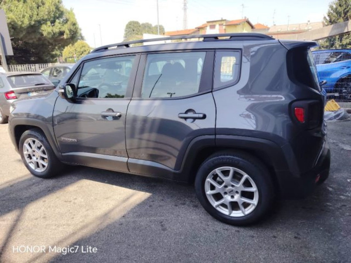 Jeep Renegade 1.5 Turbo T4 MHEV Limited (4)