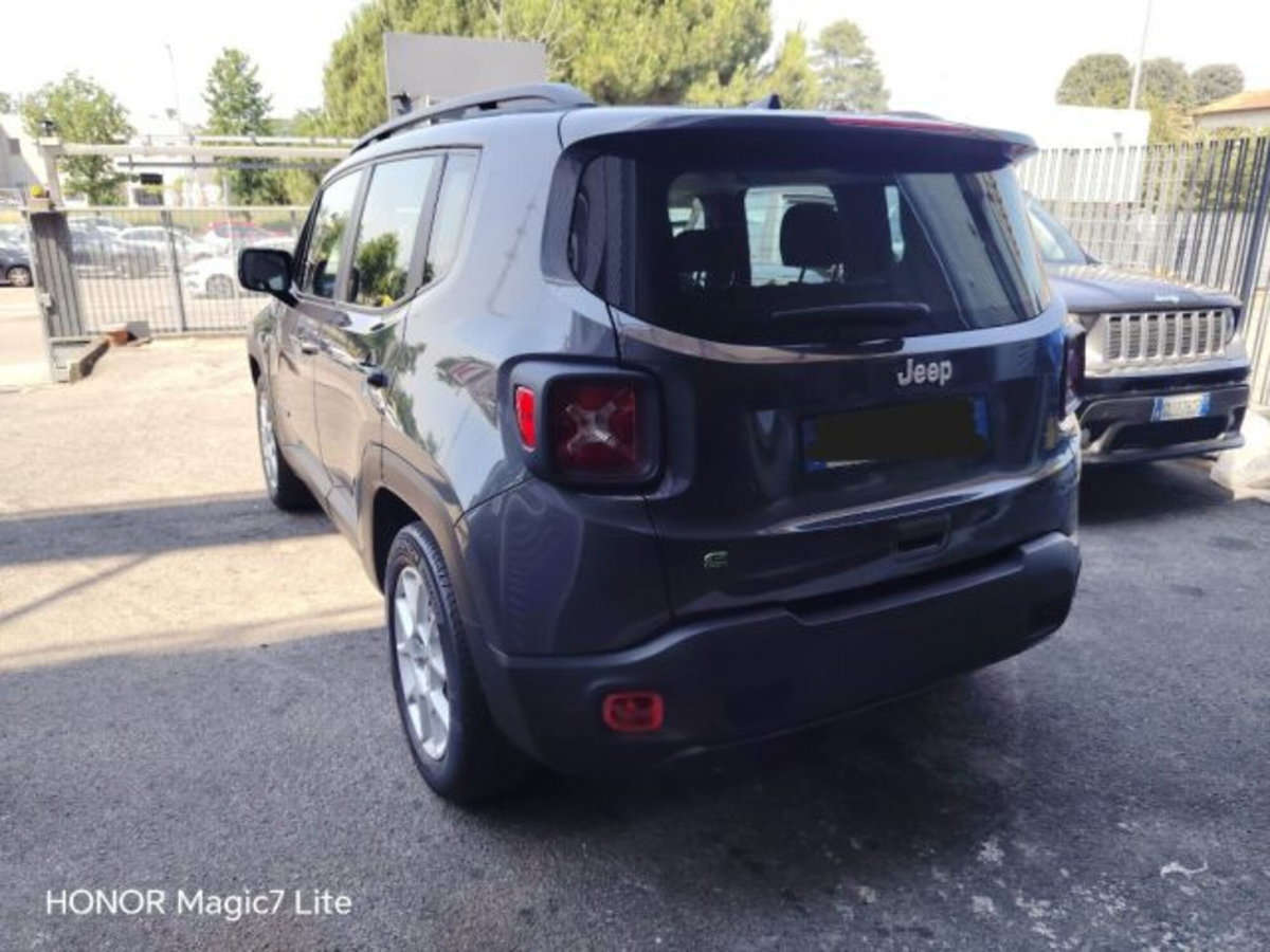 Jeep Renegade 1.5 Turbo T4 MHEV Limited (5)