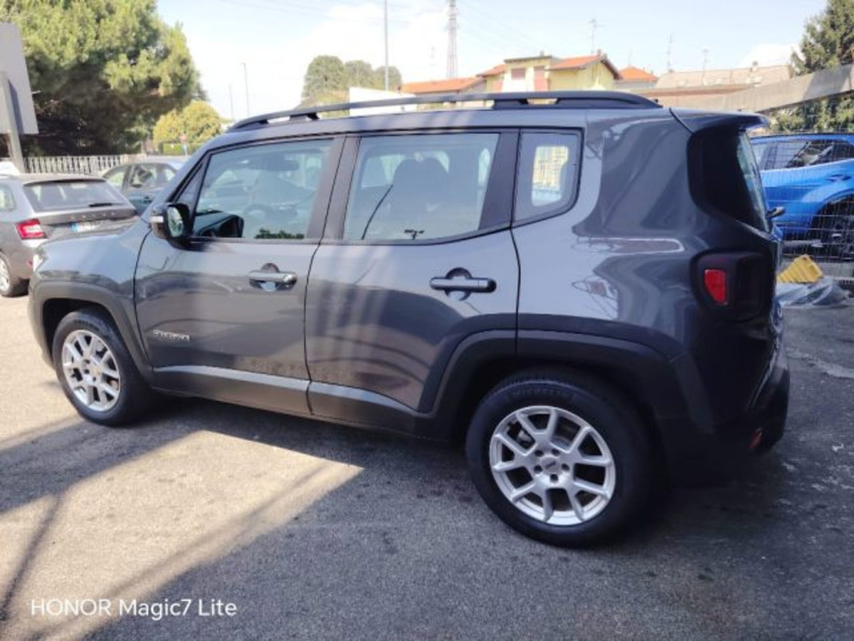 Jeep Renegade 1.5 Turbo T4 MHEV Limited (7)