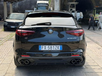 Alfa Romeo Stelvio Stelvio 2.9 Bi-Turbo V6 510 CV AT8 Quadrifoglio (6)
