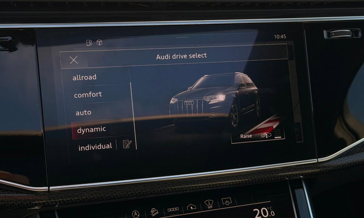Audi SQ7 4.0 V8 TFSI quattro tiptronic (14)