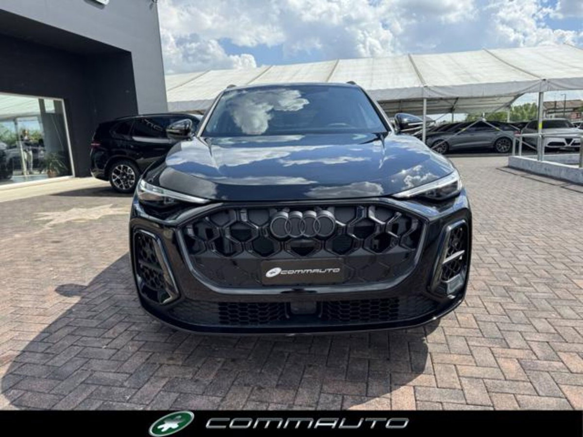 Audi Q5 40 2.0 tdi mhev 12V S line quattro s-tronic (2)